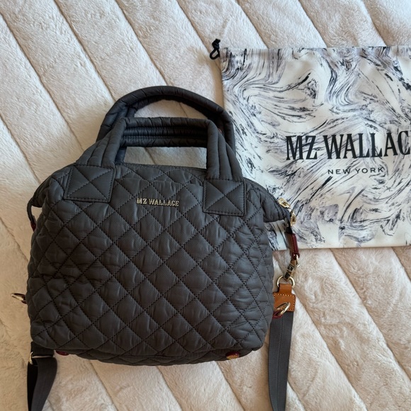 Wallace Small Sutton Deluxe Mz Wallace Medium Sutton Magnet MZ